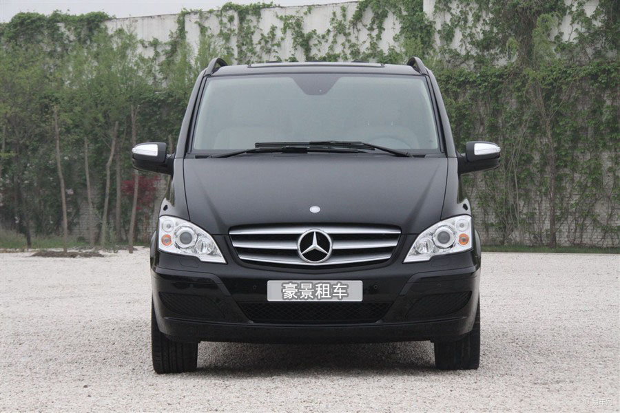 成都租車-奔馳唯雅諾