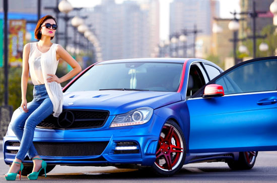 8月15日重慶、成都汽車租賃公司多家被騙23輛豪車在成都一倉庫發(fā)現(xiàn)