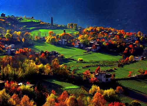 秋游正當時!成都租車旅游選哪一條?