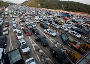 汽車庫存高預警或助力成都租車行發展
